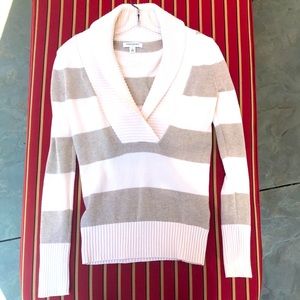 Banana Republic Cotton Pullover Shawl Collar Beige